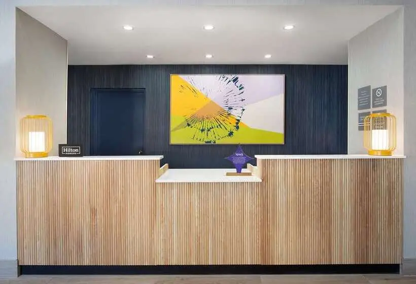 ホテル Brockville Inn And Suites