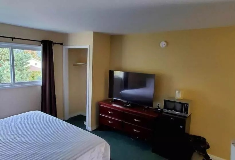 ホテル Comox Valley Inn & Suites