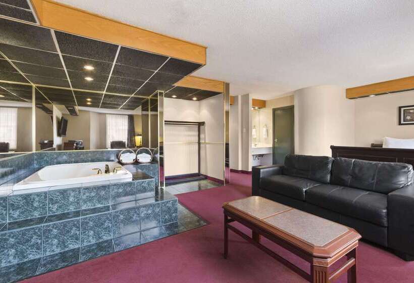 Отель Brockville Inn And Suites