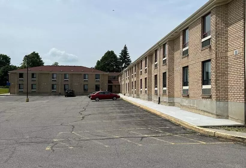 ホテル Brockville Inn And Suites