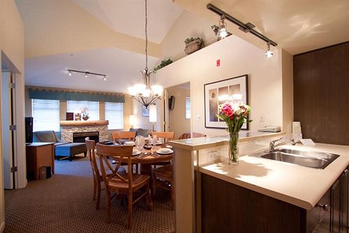 هتل Tyndall Stone Lodge By Whiski Jack