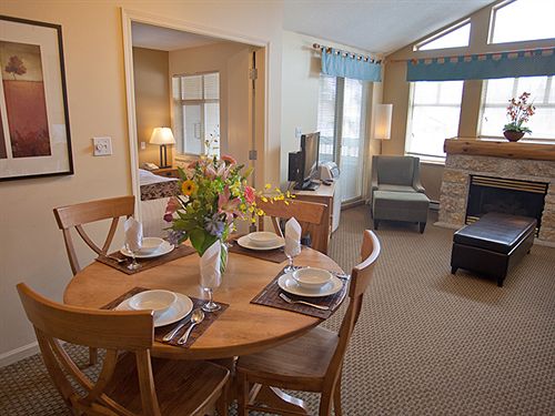 هتل Tyndall Stone Lodge By Whiski Jack