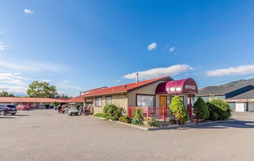 בית מלון כפרי Westridge Motor Inn