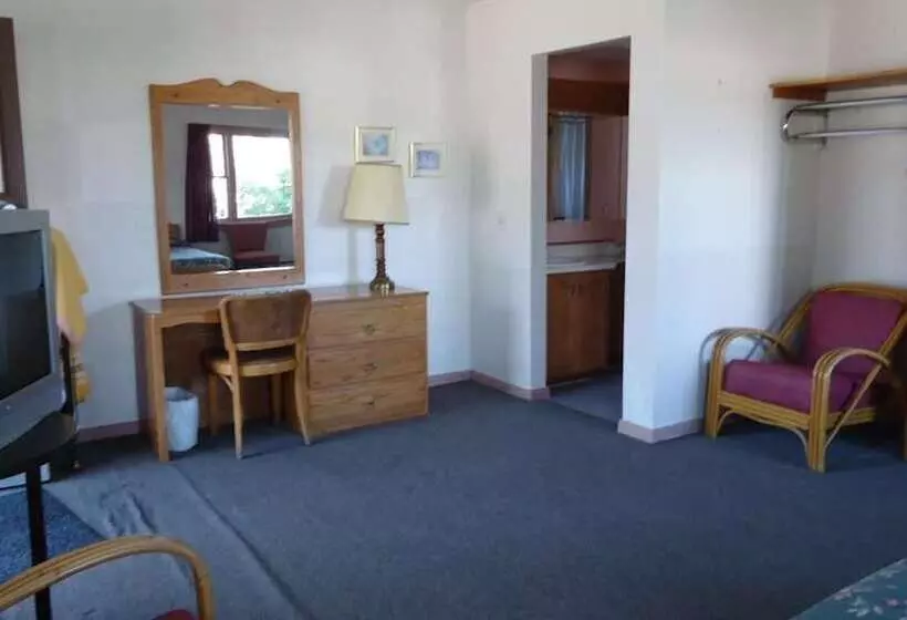 Stiles Motel Hill View