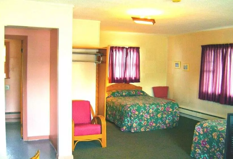 Stiles Motel Hill View