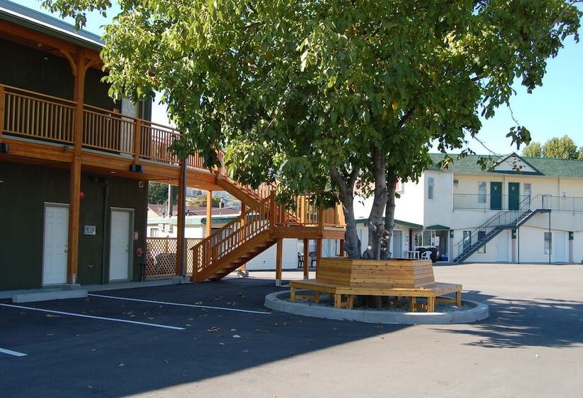 Summerland Motel