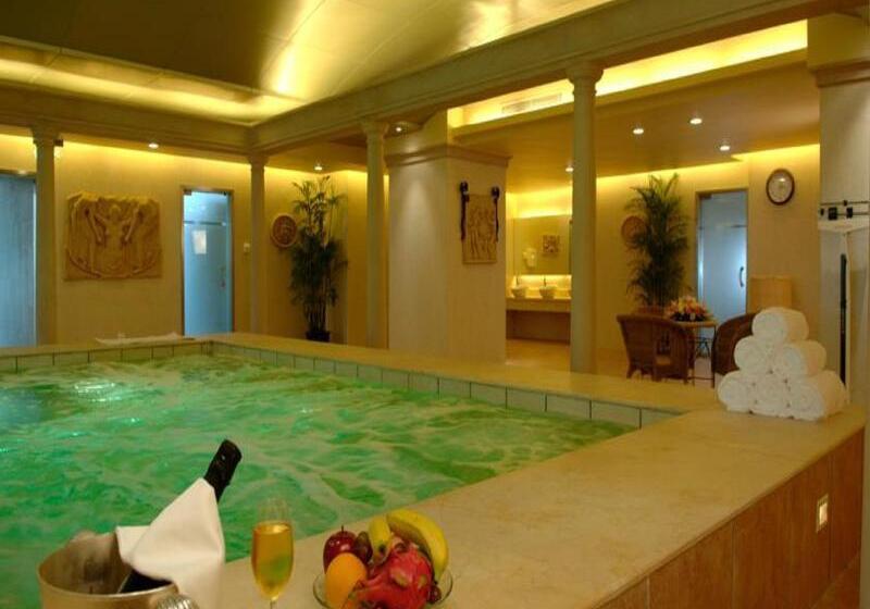 Otel Hengshan Garden