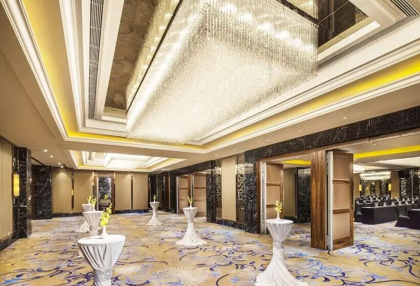 Sheraton Nanjing Kingsley Hotel & Towers