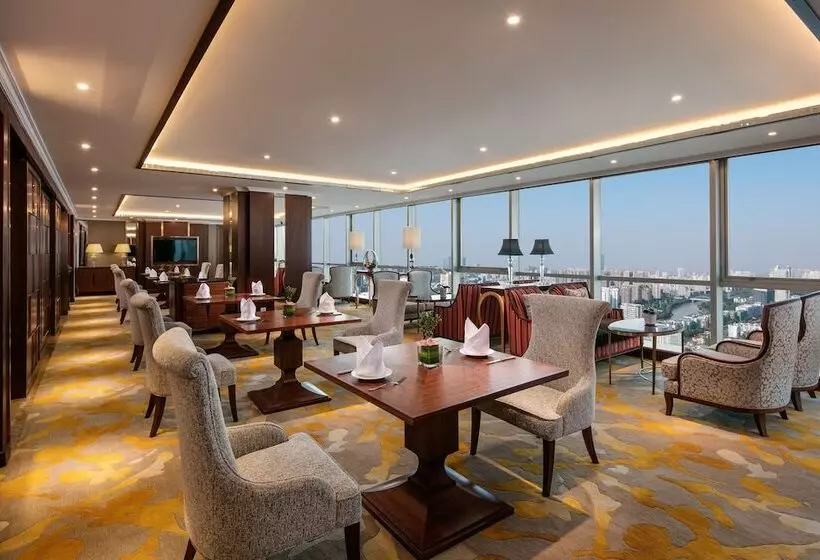 Sheraton Nanjing Kingsley Hotel & Towers