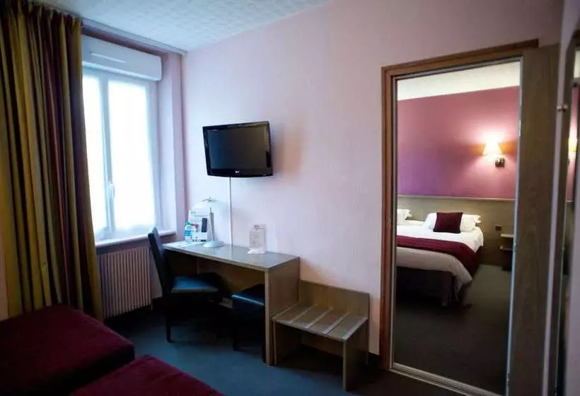 Brit Hotel Le Surcouf