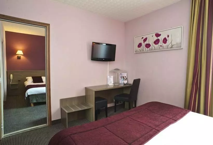 Brit Hotel Le Surcouf