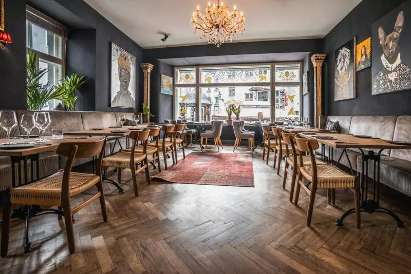 هتل St. Petersbourg Small Luxury S Of The World