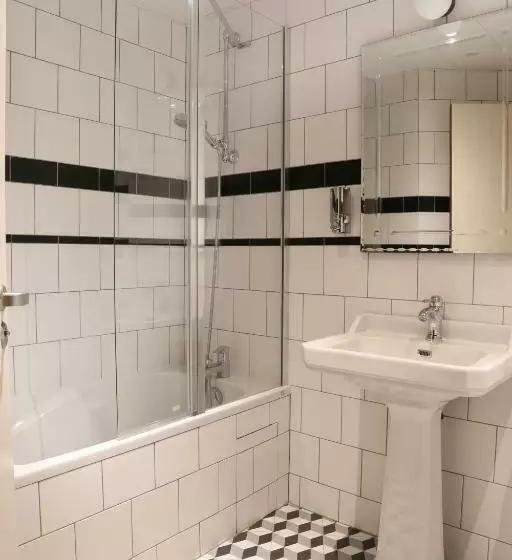 ホテル Andre Latin