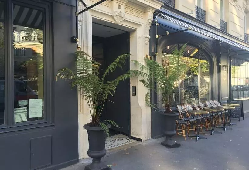 ホテル Andre Latin