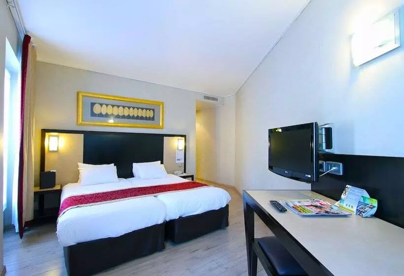 ホテル Andre Latin