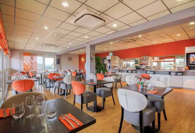 Brit Hotel Les Evens