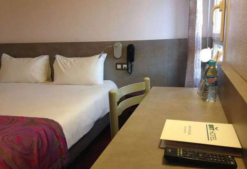 Brit Hotel Les Evens