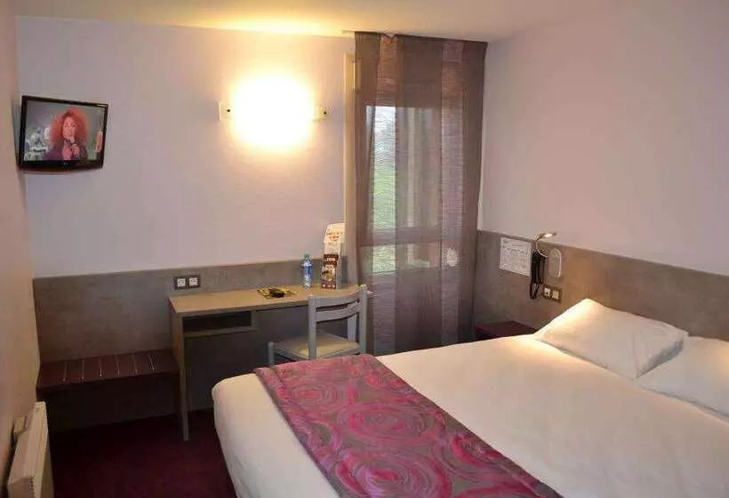 Brit Hotel Les Evens