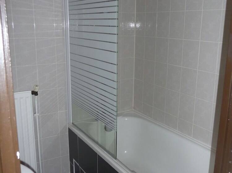 ホテル Hôtel Des Buttes Chaumont