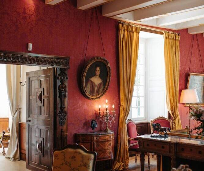 هتل Château De Marçay