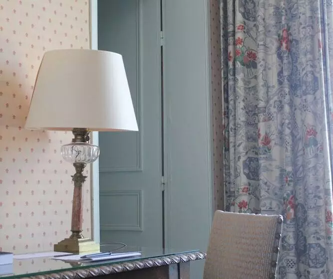 בית מלון כפרי Château De Marçay