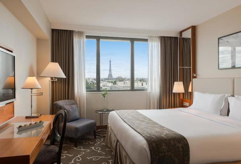هتل Crowne Plaza Paris Neuilly, An Ihg