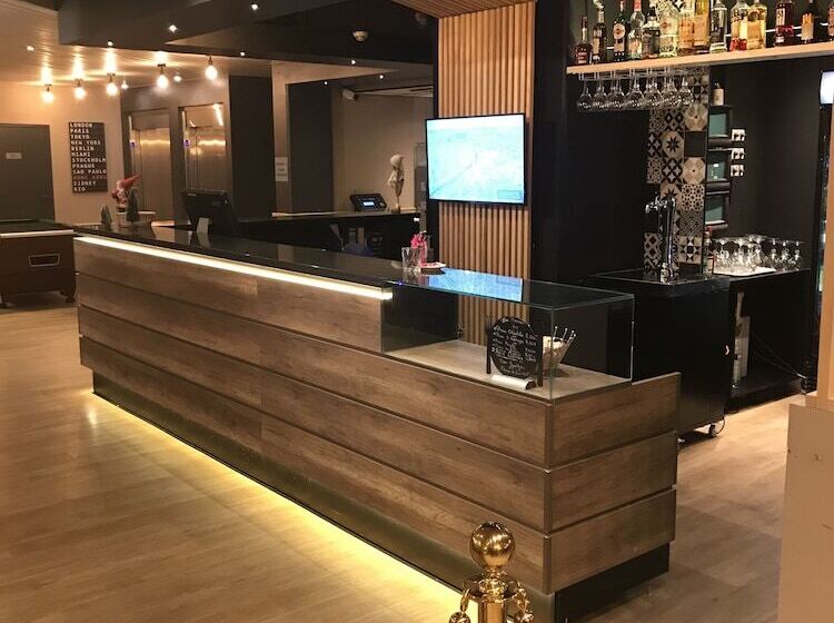 هتل Euro Hôtel Airport Orly Rungis