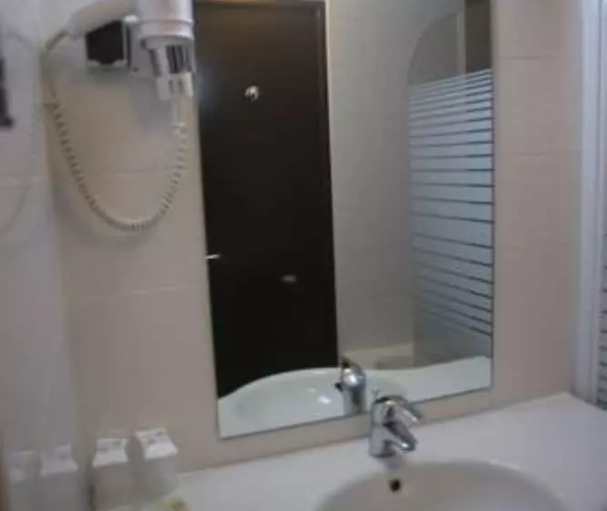 호텔 Euro Hôtel Airport Orly Rungis