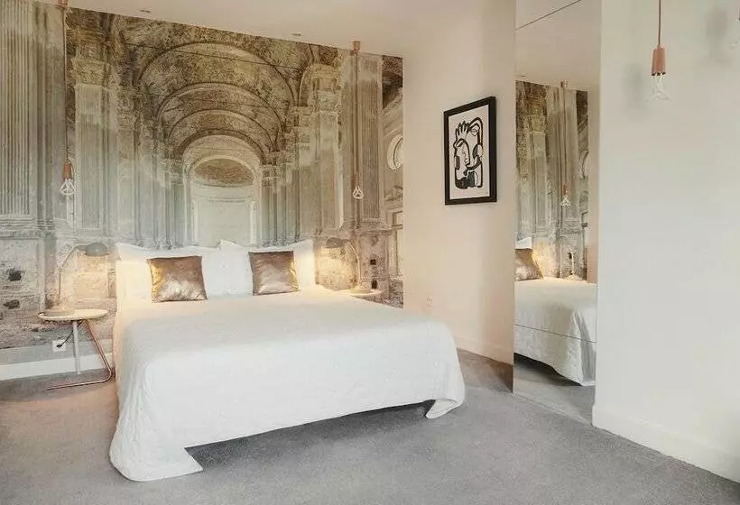 בית מלון כפרי Hôtel Bristol Pau