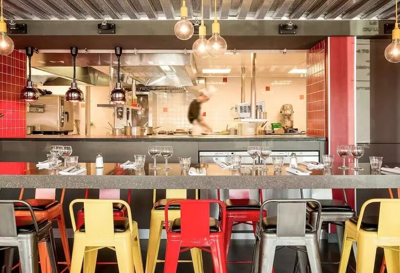 Отель Ibis Styles Lyon Centre Confluence