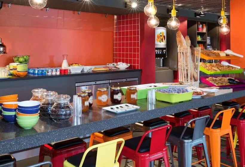 Отель Ibis Styles Lyon Centre Confluence