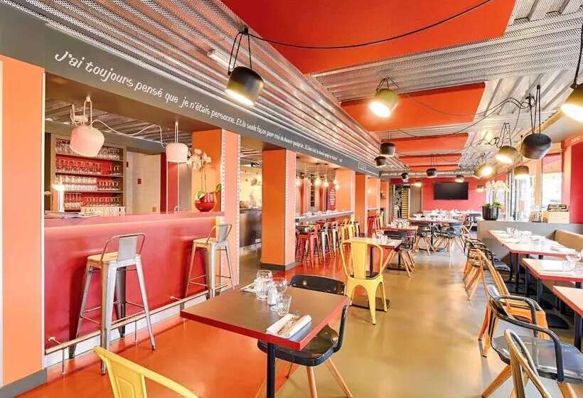 Отель Ibis Styles Lyon Centre Confluence