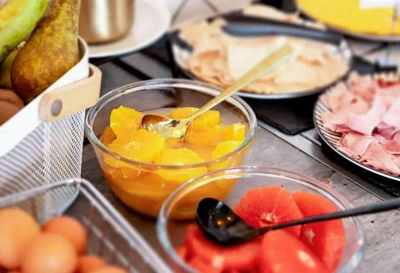 ホテル Ibis Styles Paris Gare De L Est Chateau Landon