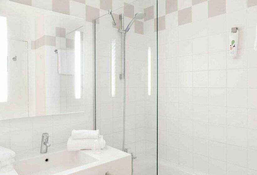 ホテル Ibis Styles Paris Gare De L Est Chateau Landon