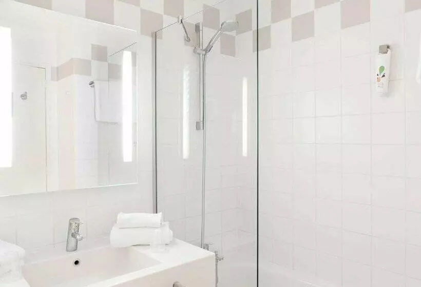 ホテル Ibis Styles Paris Gare De L Est Chateau Landon