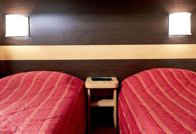 בית מלון כפרי Classe Troyes   La Chapelle Saint Luc