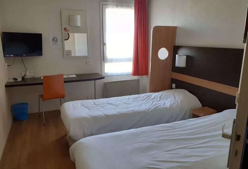 Отель Classe Troyes   La Chapelle Saint Luc