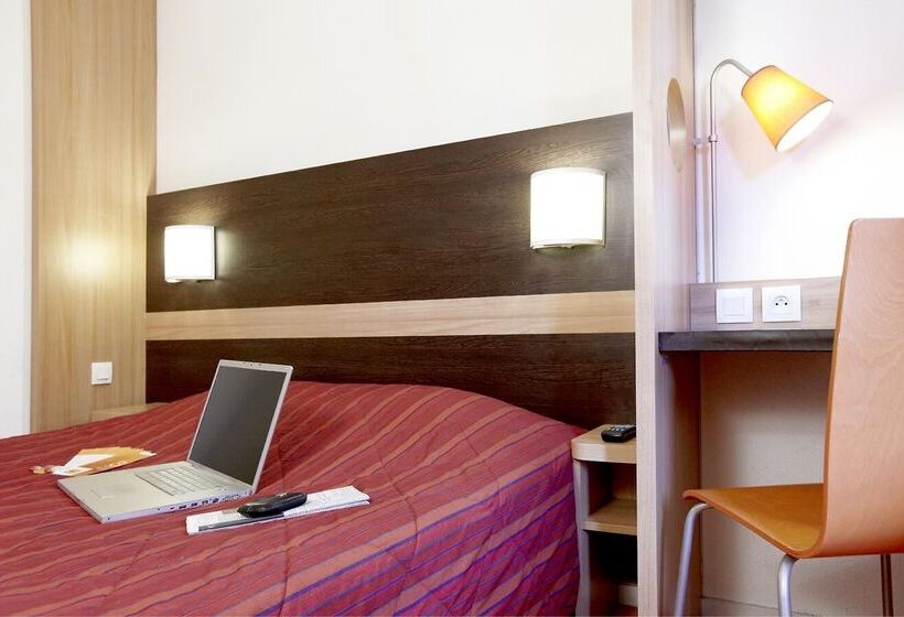 בית מלון כפרי Classe Troyes   La Chapelle Saint Luc