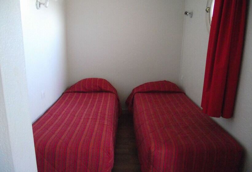 בית מלון כפרי Classe Troyes   La Chapelle Saint Luc