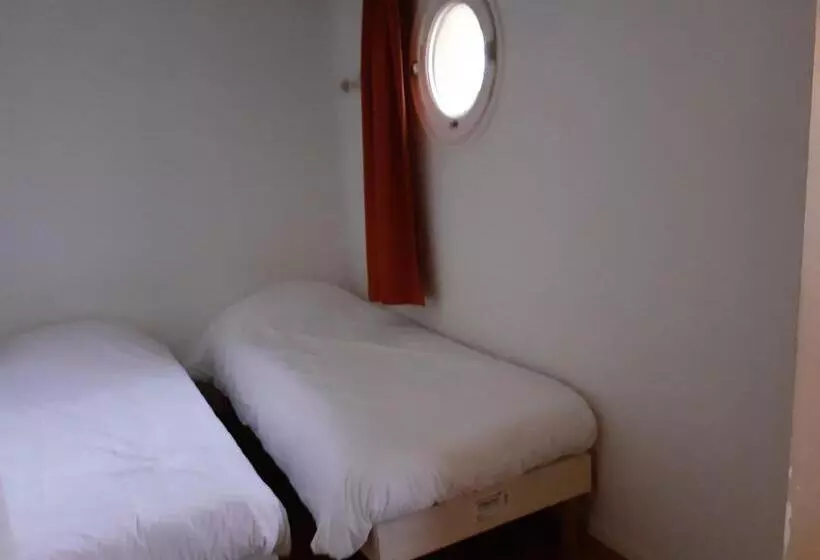 Отель Classe Troyes   La Chapelle Saint Luc