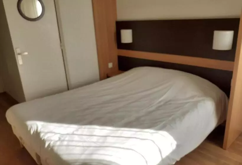 Отель Classe Troyes   La Chapelle Saint Luc