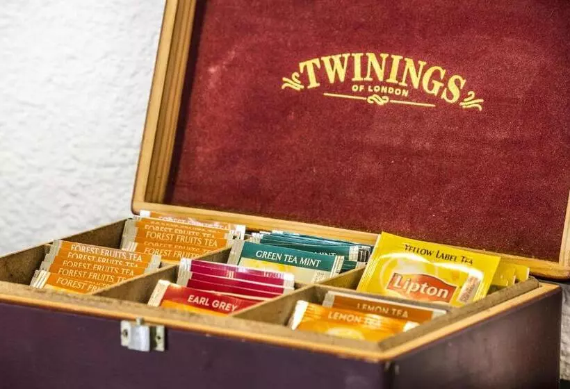 Отель Classe Troyes   La Chapelle Saint Luc