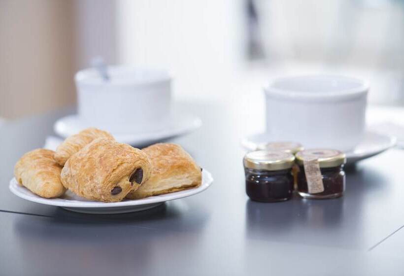 בית מלון כפרי The Originals City, Hôtel Chantecler, Le Mans