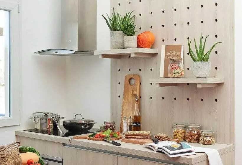 The Residence Hotel Geneva Airport   M3 Ferney