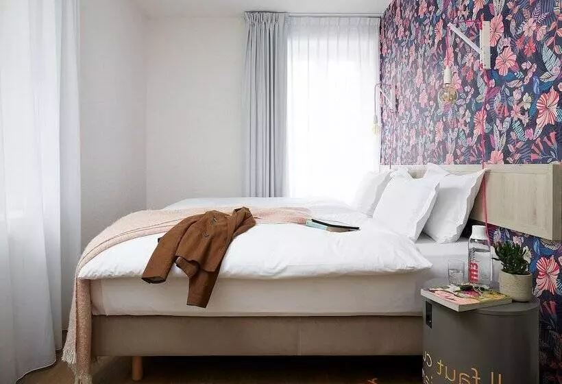 The Residence Hotel Geneva Airport   M3 Ferney