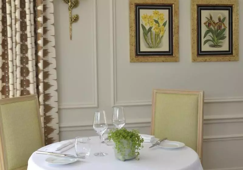 酒店 Chateau La Cheneviere