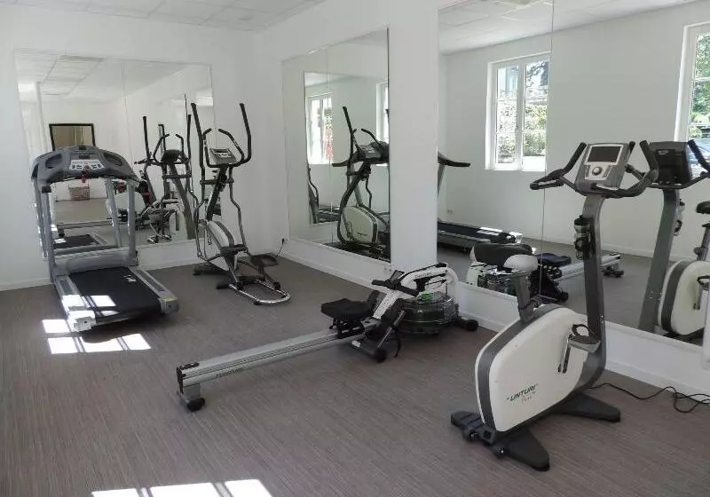 酒店 Chateau La Cheneviere