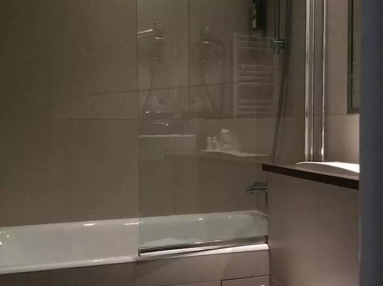 هتل De Neuve By Happyculture