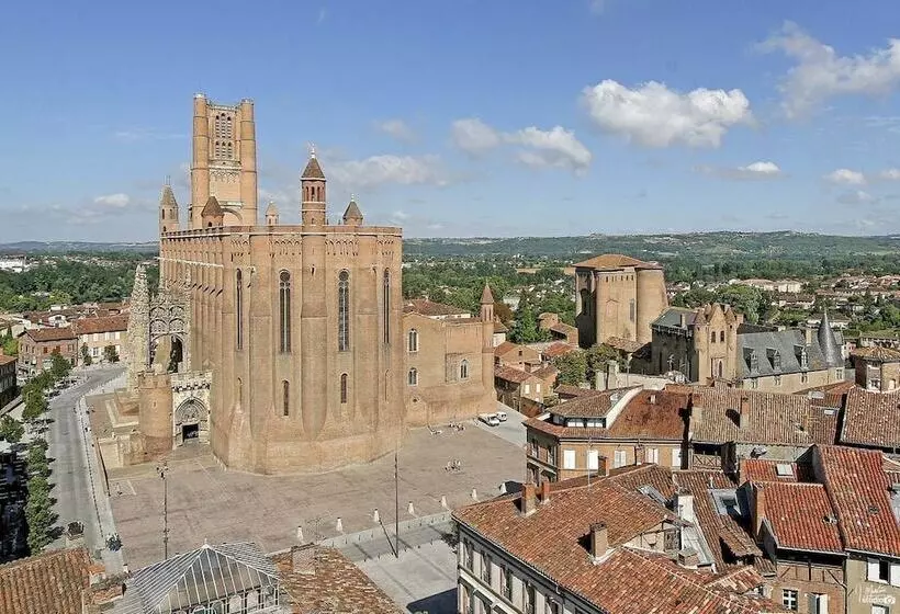 Отель Hôtel Du Vigan