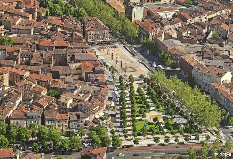 هتل Hôtel Du Vigan